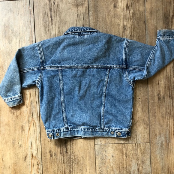💙SOLD💙 Oshkosh Denim Jacket 4T - Picture 5 of 7